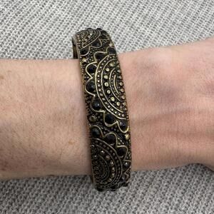 Avon Maya Cuff Bracelet Gold Tone Black Rhinestones Boho Statement